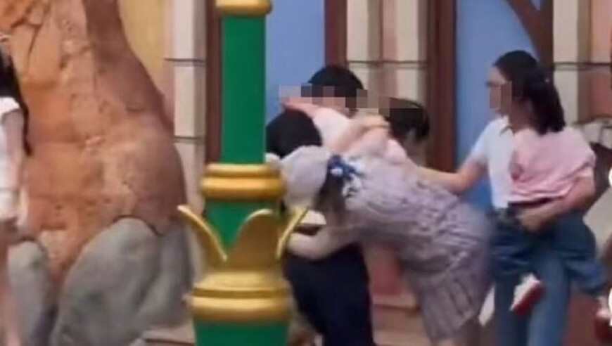 俄以会联合打击朱拉尼吗,香港今晚六给彩开奖结果,经济性执行方案剖析_创新版V12.29