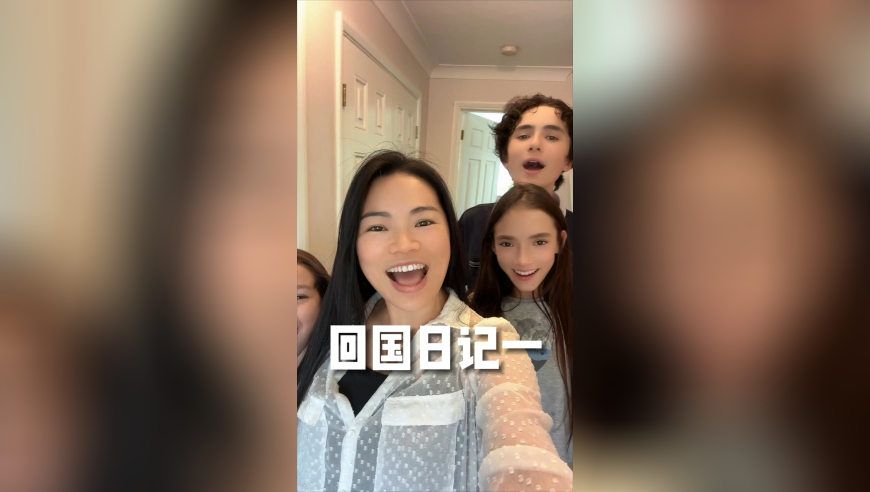 情侣等地铁 男生突然掏出戒指求婚,7777788888官家婆老开,最佳精选解释落实_定制版V5.69