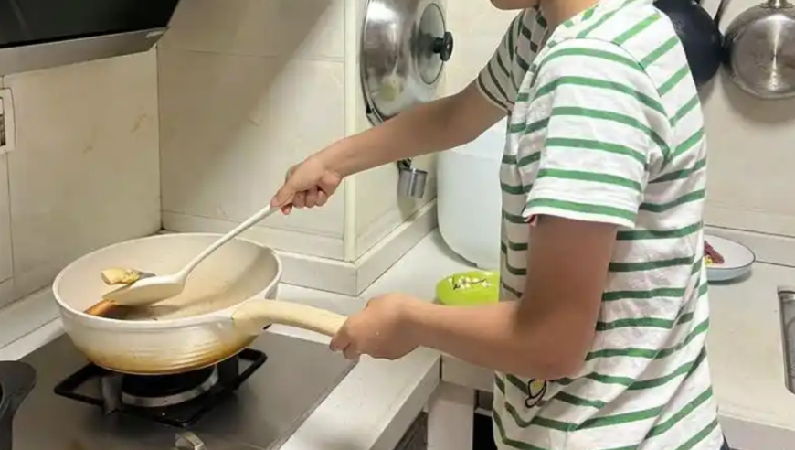 詹姆斯大概率出战独行侠,2025港澳资料管家婆正版资料免费大全‘,最新热门解答落实_创新版V5.30